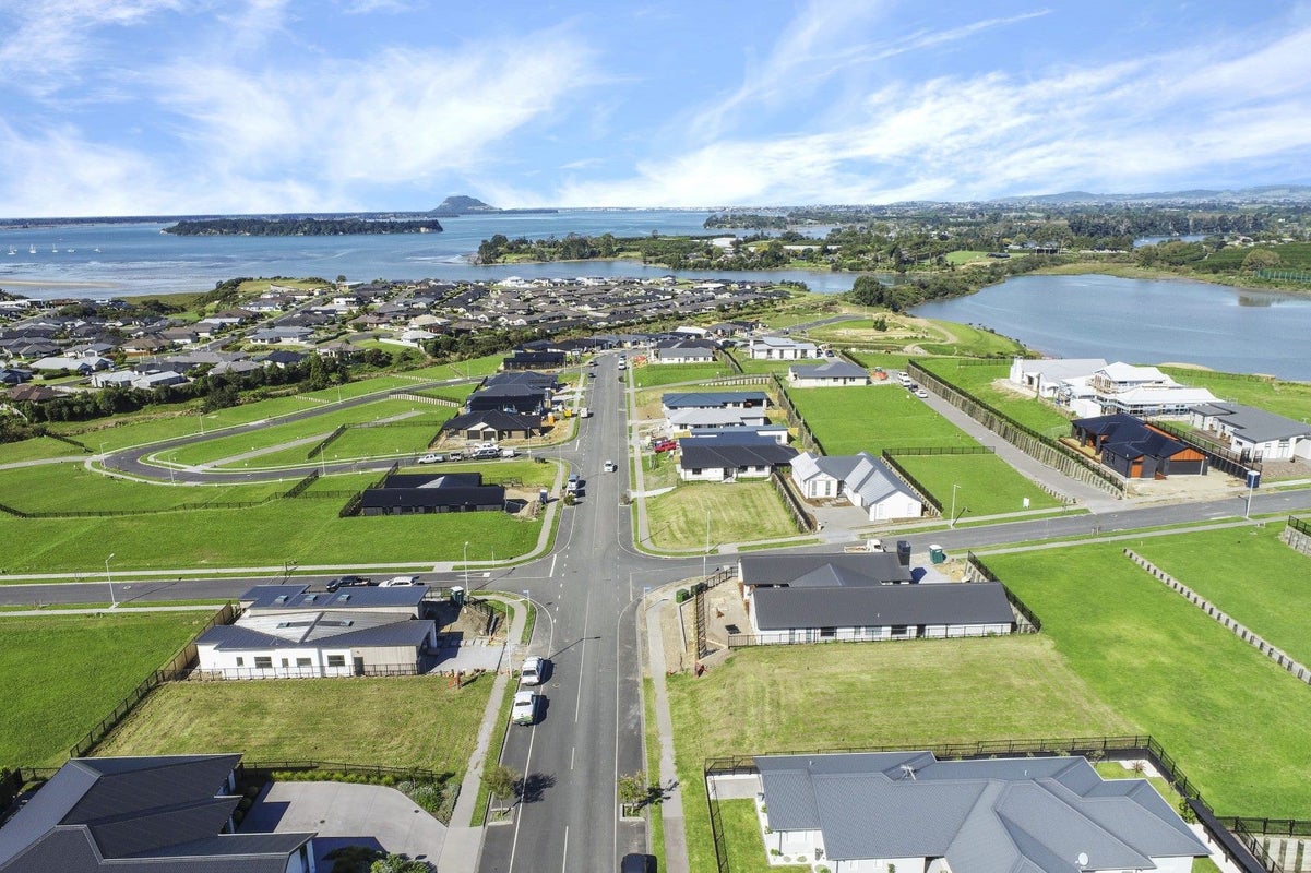 32 Ridge Drive, Omokoroa, Omokoroa - Carousel 4