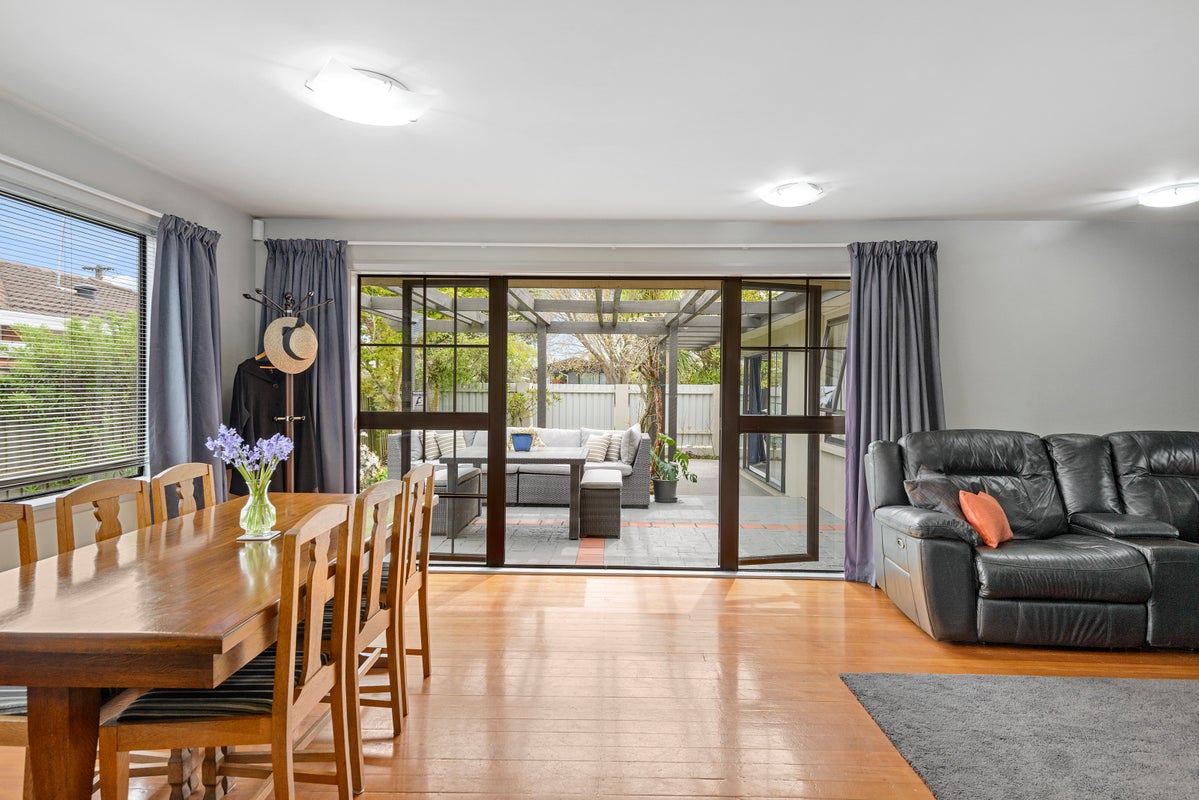 106 Prestons Road, Redwood, Christchurch - Carousel 2