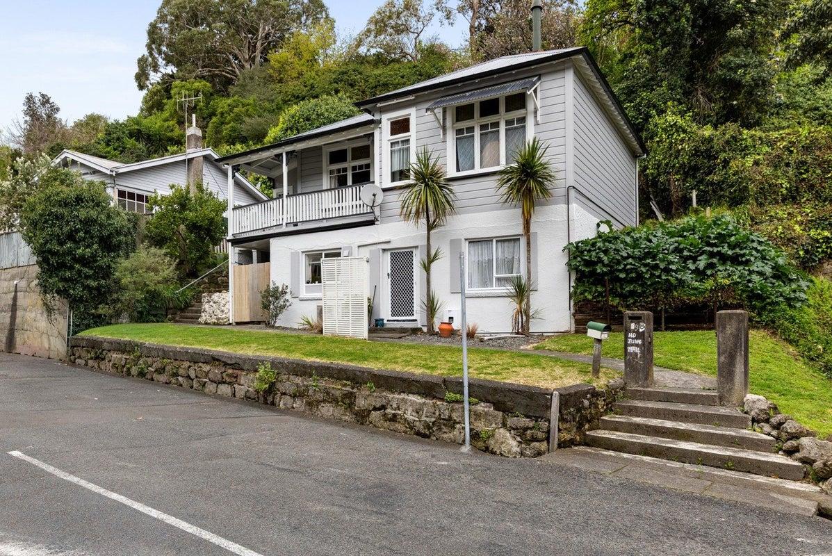 39 Faraday Street, Hospital Hill, Napier, Hawke's Bay - Carousel 2