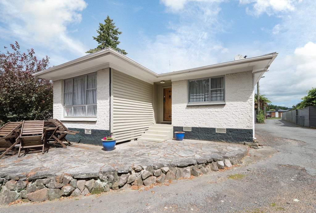 7 Jarmey Place, Mangakakahi, Rotorua - Carousel 2