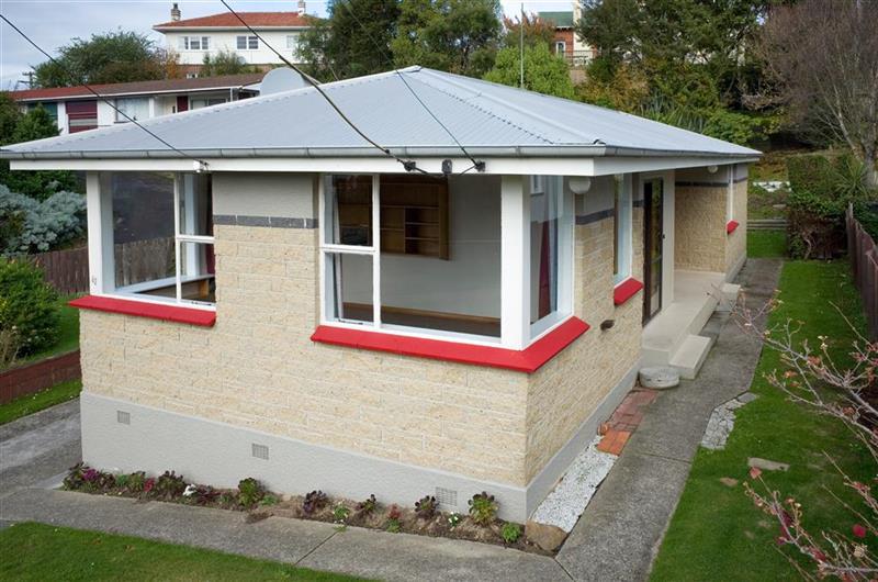 62 Argyle Street, Mornington, Dunedin - Carousel 1
