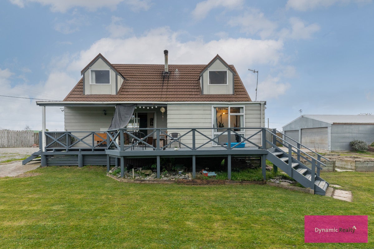 9 Cemetery Road, Sanson, Sanson - Carousel 1