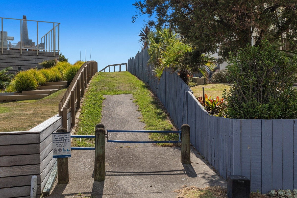 14 Commodores Close, Coastlands, Whakatane - Carousel 23
