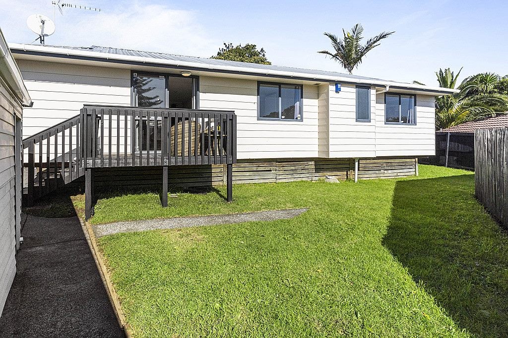 2A Martin Place, Panmure, Auckland - Carousel 2