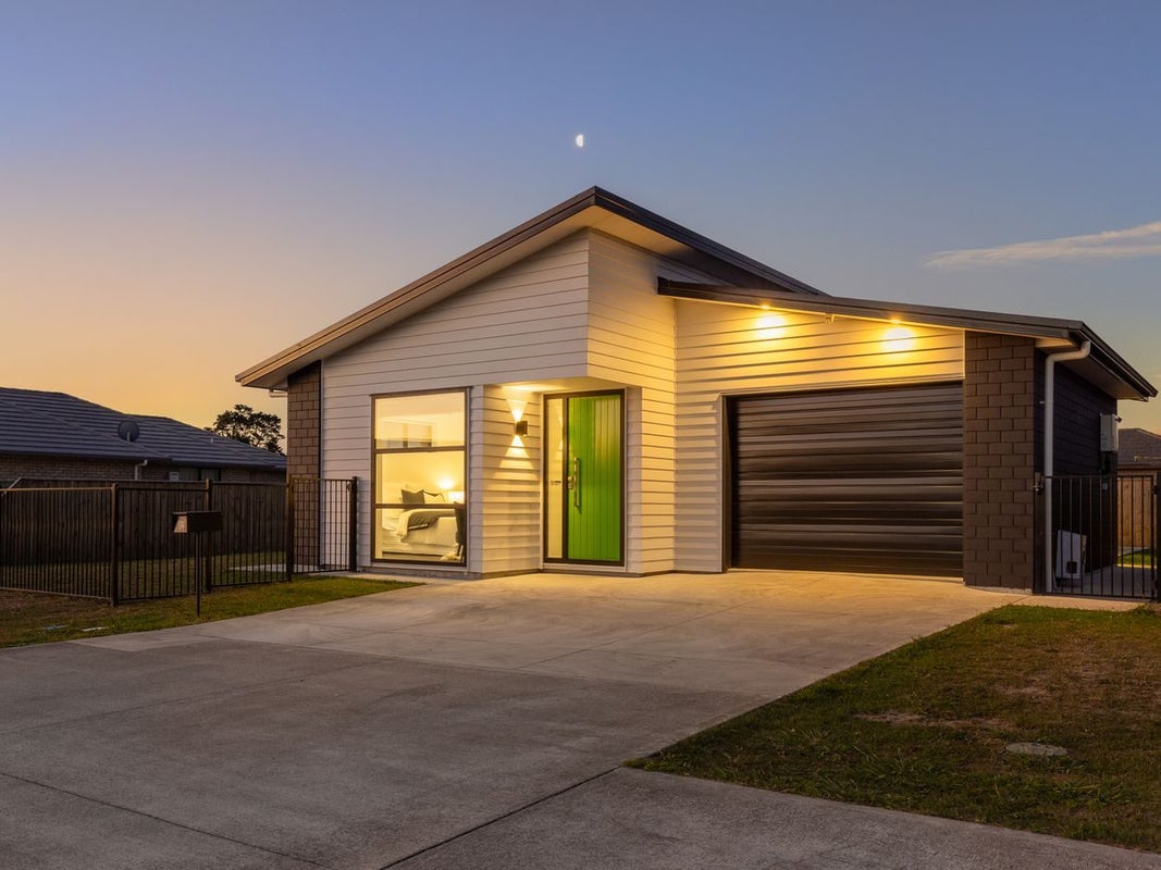 104 Hinemoa Street, Levin, Levin - Carousel 29