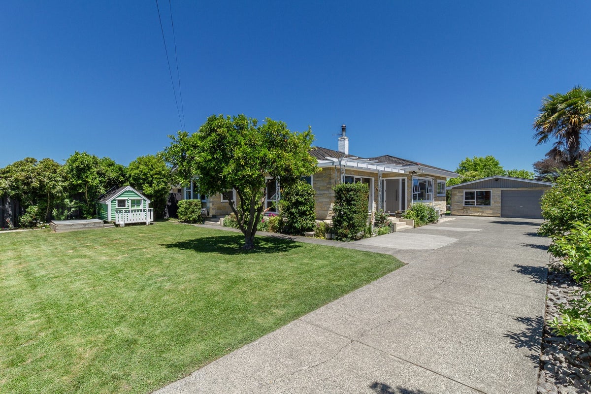 4 Pembroke Street, Taradale, Napier - Carousel 2