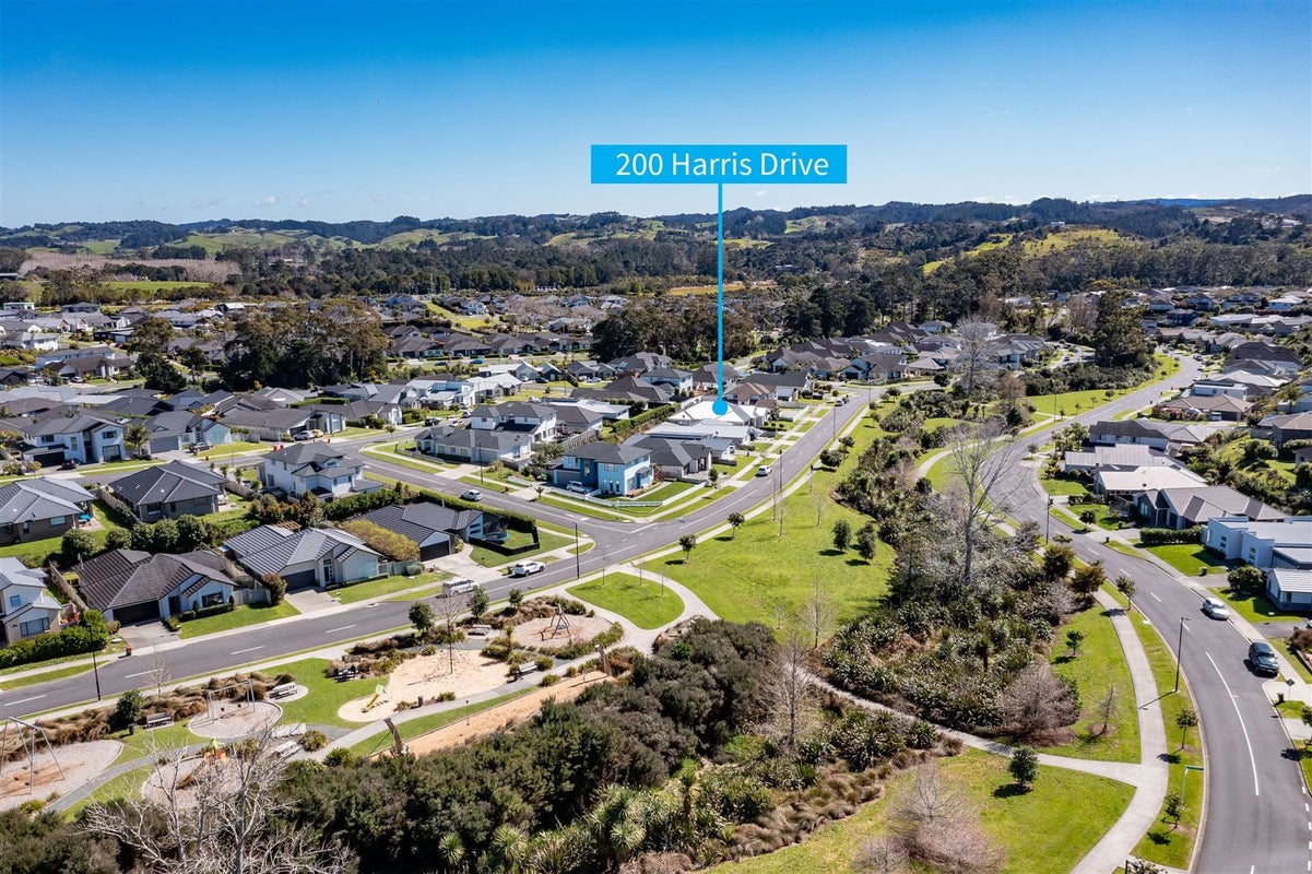 200 Harris Drive, Silverdale, Silverdale - Carousel 27