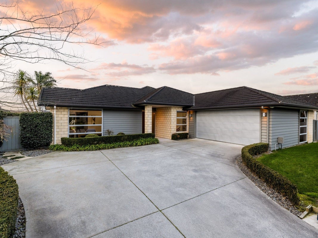 56 Moonlight Drive, Rototuna North, Hamilton - Carousel 1