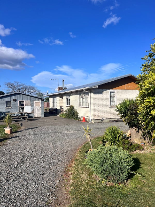 12 Hakiwai Road, Fernhill, Hastings - Carousel 1