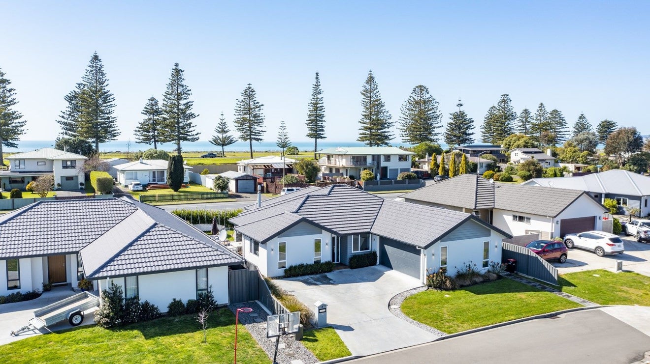 14 Aparima Place, Awatoto, Napier - Carousel 2