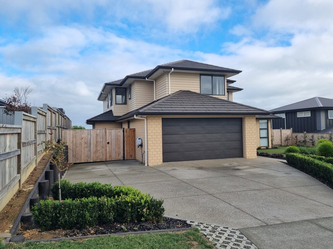 28 Karo Road, Beachlands, Auckland - Carousel 21
