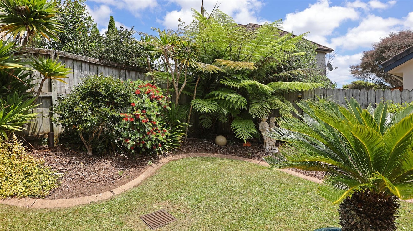42 Espalier Drive, Henderson, Auckland - Carousel 21