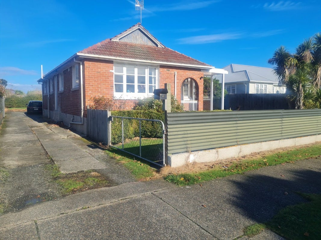 61 Totara Street, Newfield, Invercargill - Carousel 1