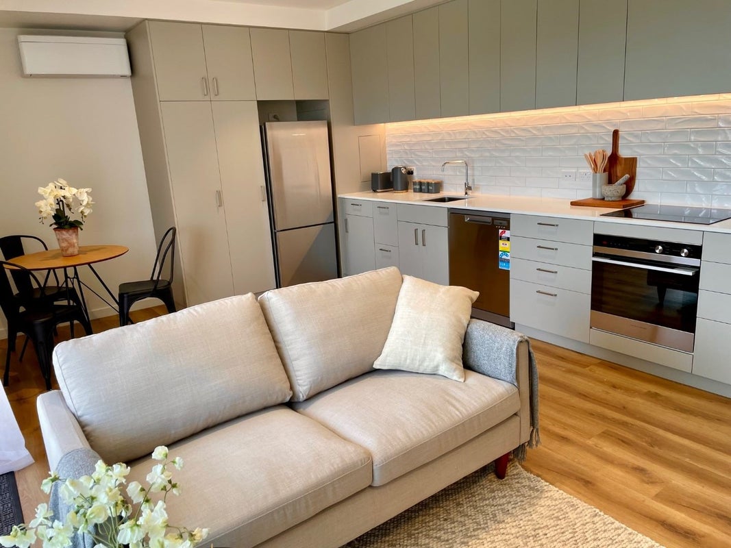 5/212 Cashel Street, Christchurch Central, Christchurch - Carousel 1
