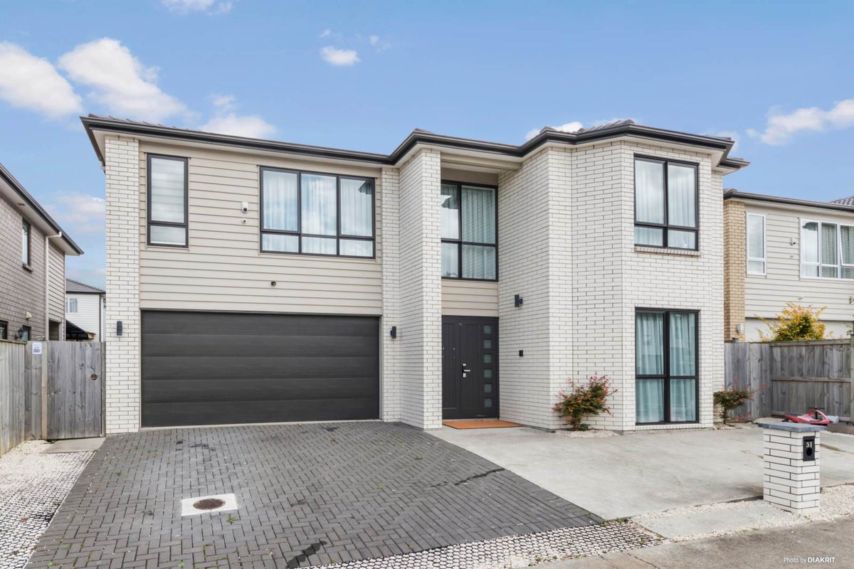 51 Broadhurst Road, Flat Bush, Auckland - Carousel 2
