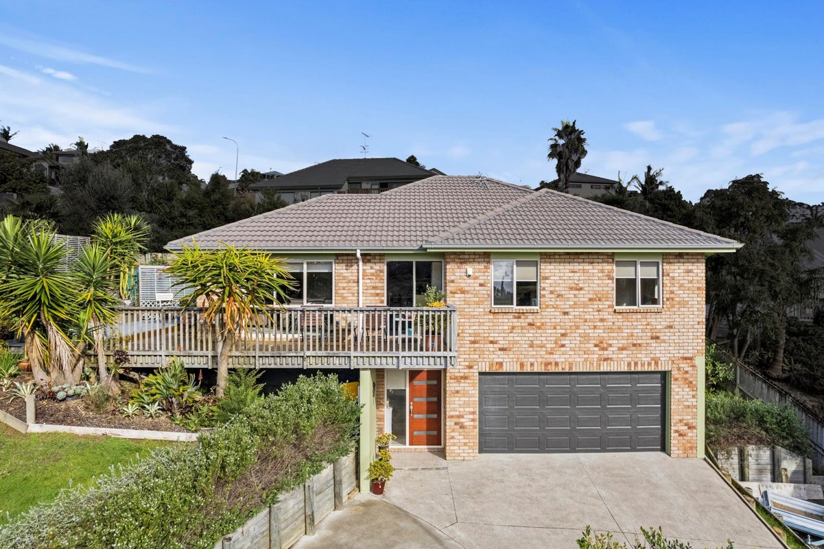 16 Coastal Heights, Stillwater, Silverdale - Carousel 1