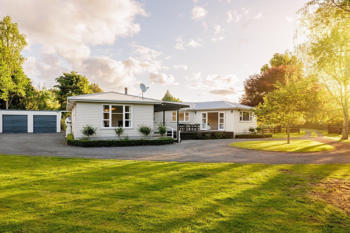 5 Scotsman Valley Road, Tauwhare, Hamilton - Carousel 1