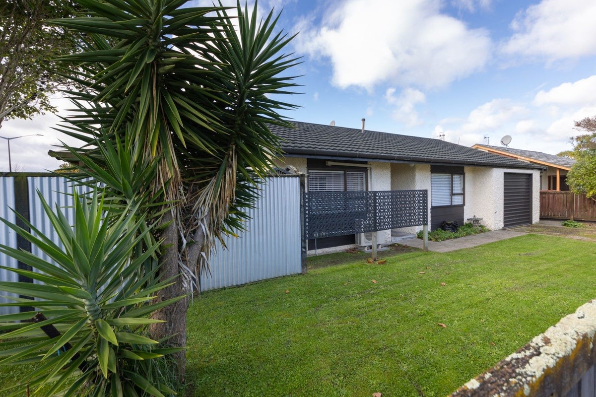 700A Pioneer Highway, Takaro, Palmerston North - Carousel 1