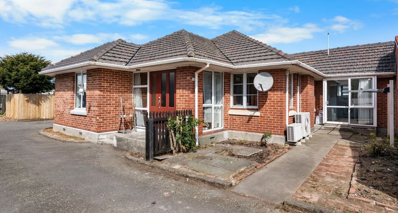 1/5 Clyde Road, Upper Riccarton, Christchurch - Carousel 1
