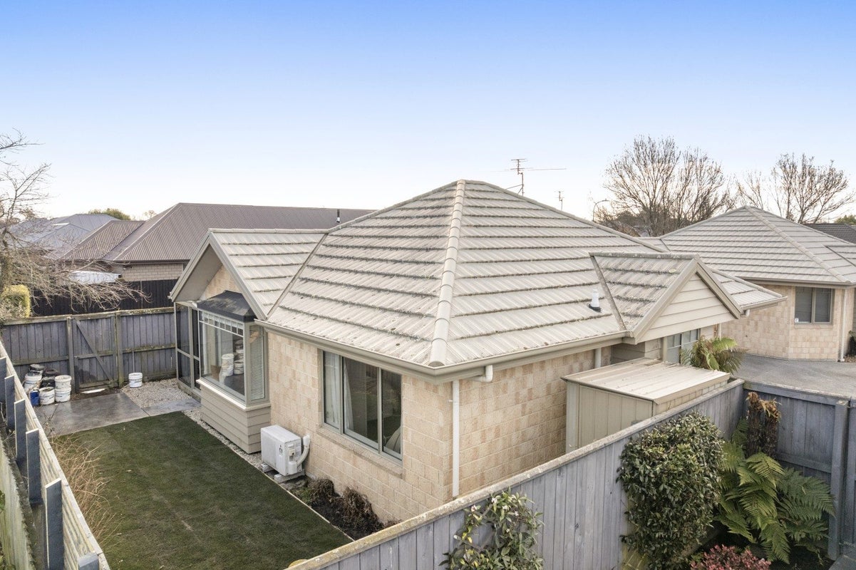 22A Bayliss Close, Northwood, Christchurch - Carousel 1