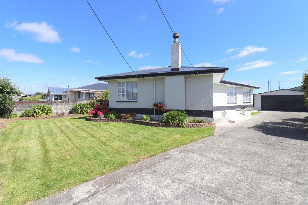 82 Edinburgh Crescent, Waikiwi, Invercargill - Carousel 2