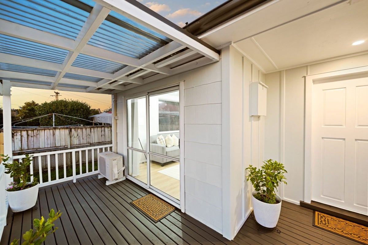 19 Grandview Road, Nawton, Hamilton - Carousel 27