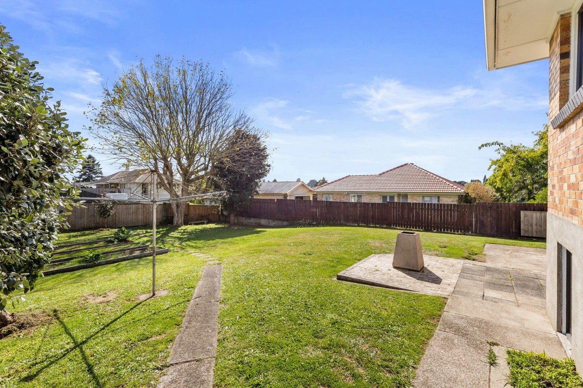 16 Clothier Street, Putaruru - Carousel 2