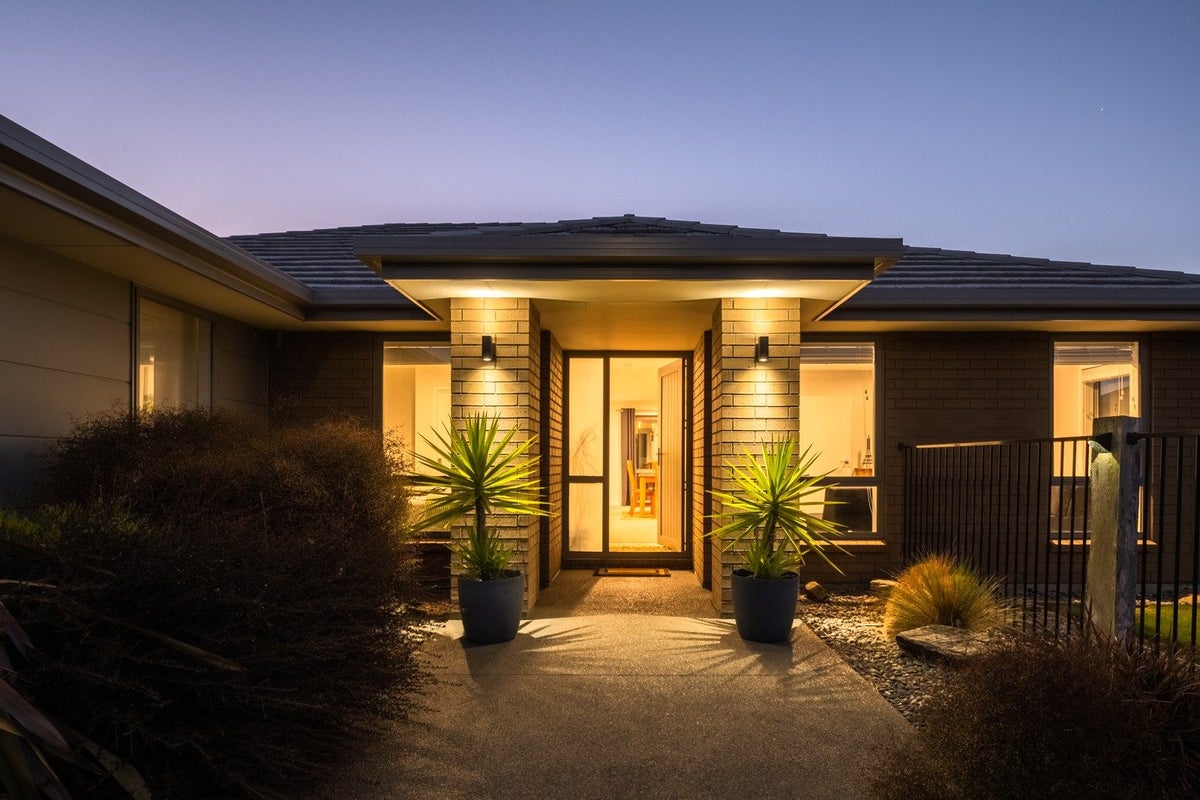16 Maeburn Street, Witherlea, Blenheim - Carousel 21