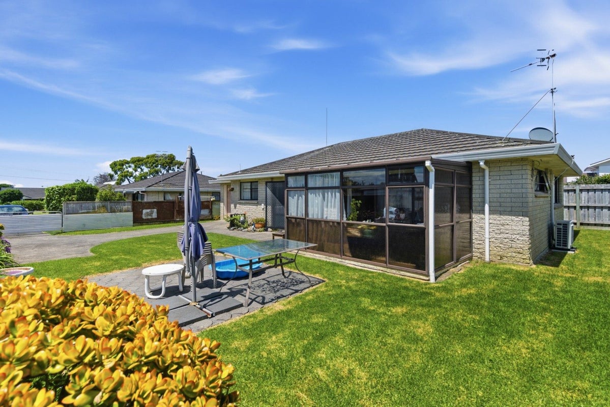 3/17 Myres Street, Otumoetai, Tauranga - Carousel 2