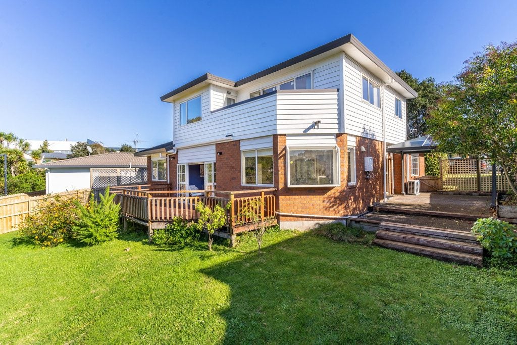 39 Millstream Drive, Henderson, Auckland - Carousel 2