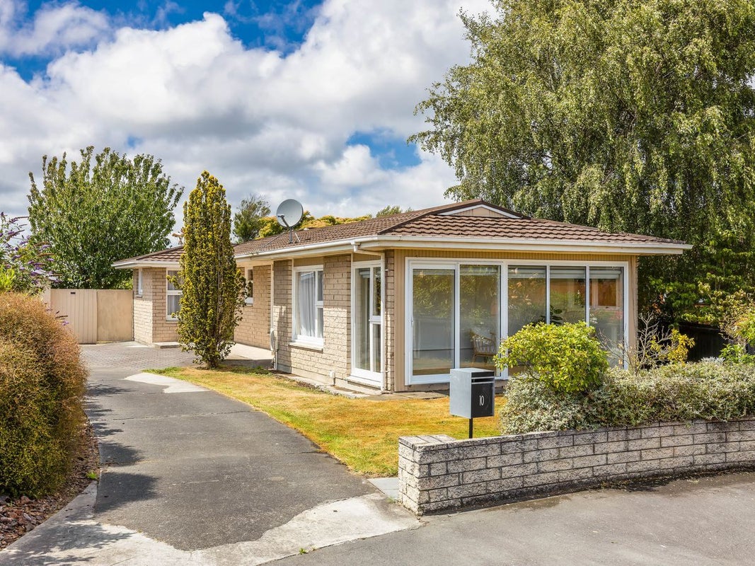 10 Tulloch Place, Papanui, Christchurch - Carousel 1