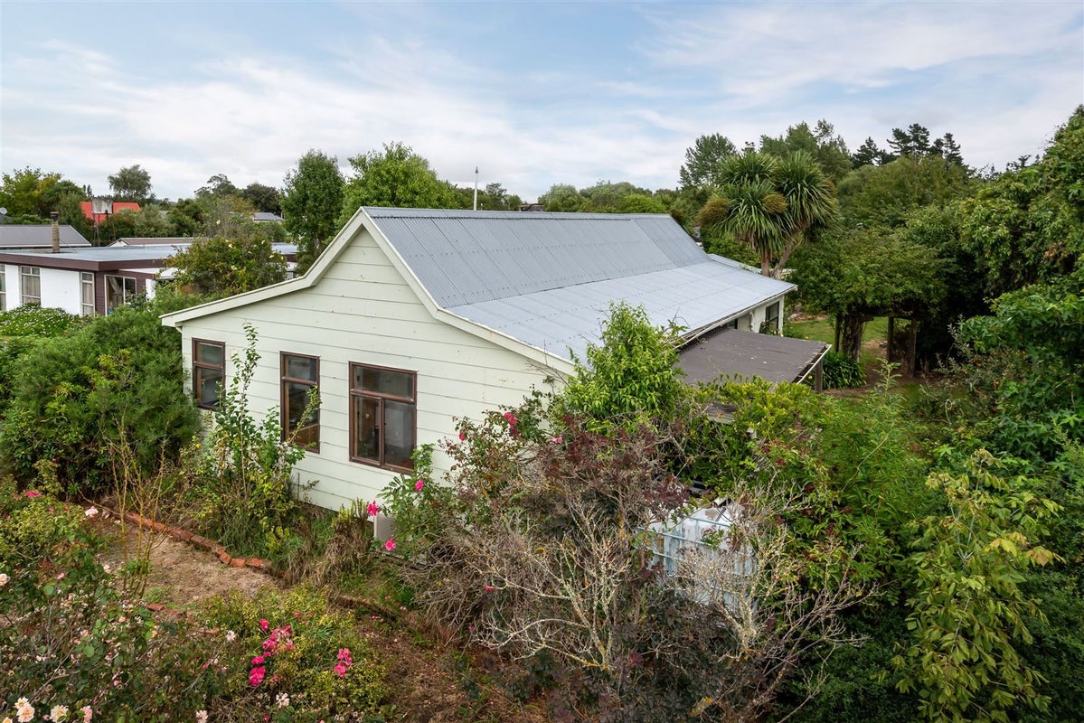 37 Pembertons Road, Sefton, Sefton - Carousel 1