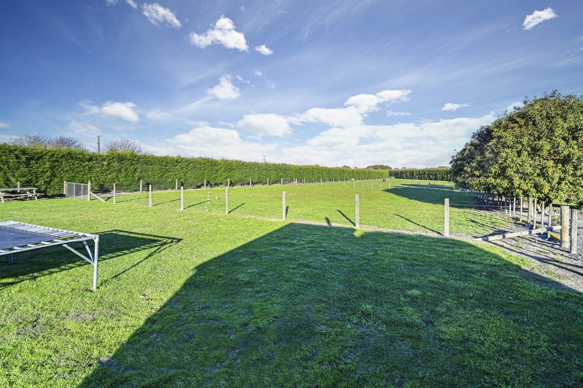 540 Lawn Road, Clive, Hastings - Carousel 2