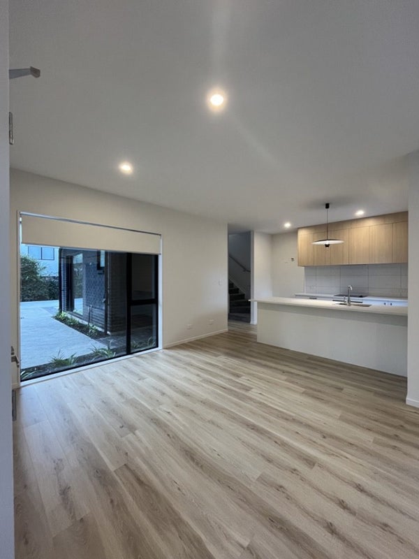 9 Renata Crescent, Te Atatu Peninsula, Auckland - Carousel 22