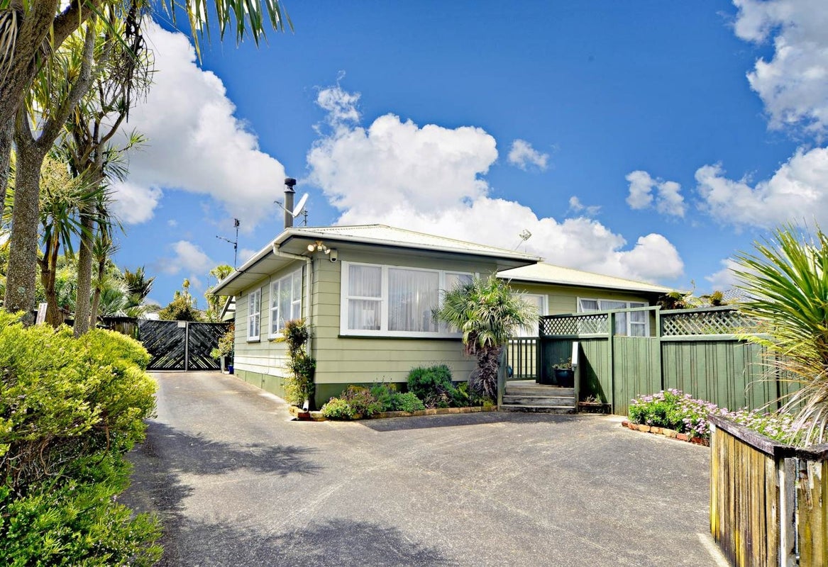 116 Cargill Street, Papakura, Papakura - Carousel 1