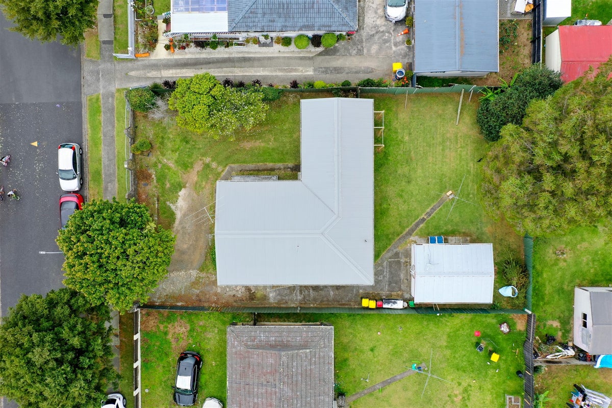 15 Carbery Place, Manurewa, Auckland - Carousel 1