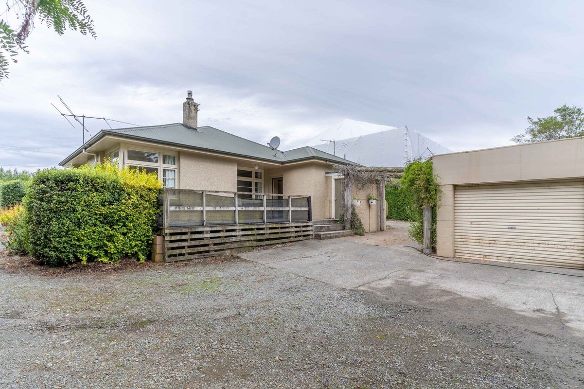 92 Lochiel Branxholme Road, Lochiel, Winton - Carousel 1
