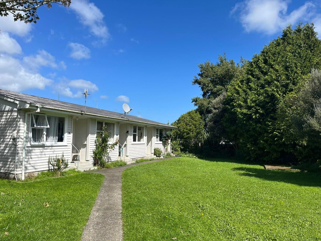 29A Farmer Crescent, Taita, Lower Hutt - Carousel 7