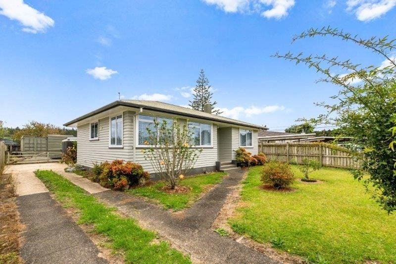 29 Mckinnon Crescent, Otangarei, Whangarei - Carousel 1