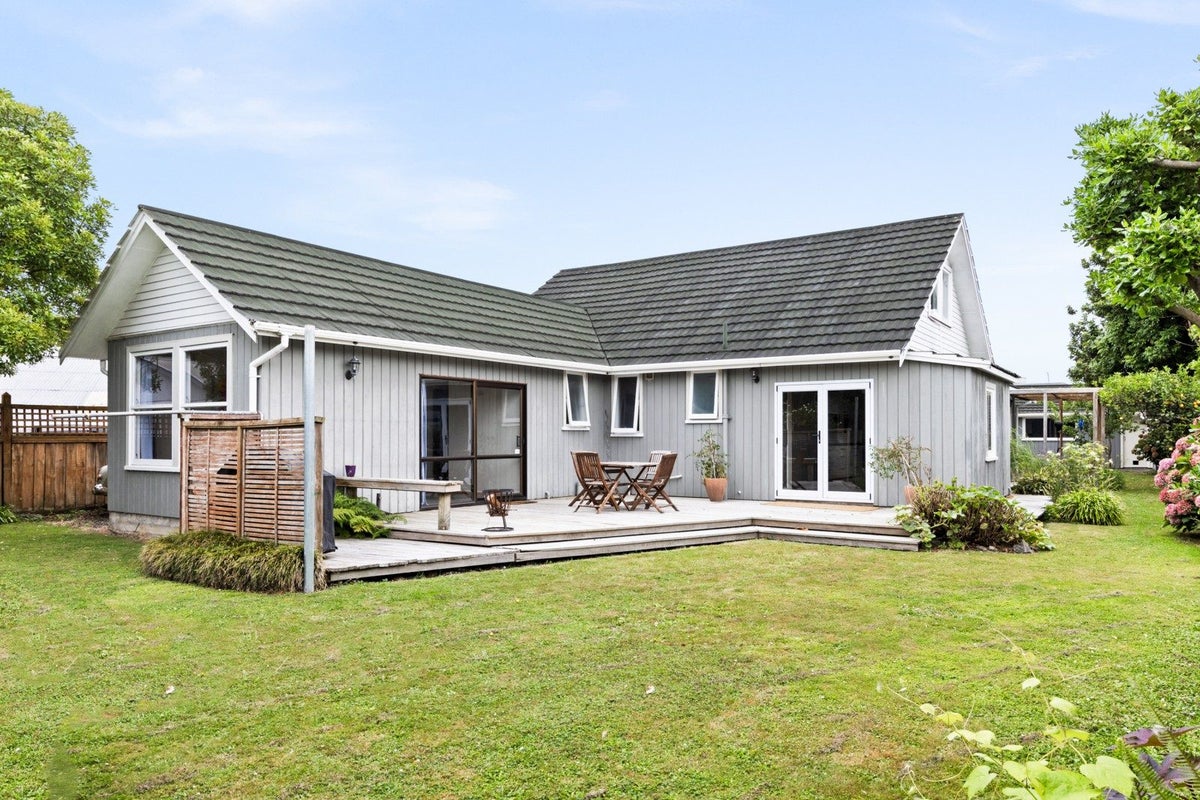 140 Guppy Road, Taradale, Napier - Carousel 1