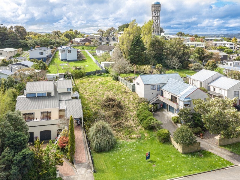 13 D'Arcy Road, Bastia Hill, Whanganui - Carousel 1