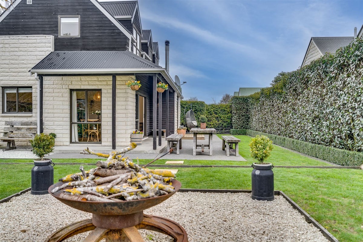 8 Kantara Lane, Somerfield, Christchurch - Carousel 1