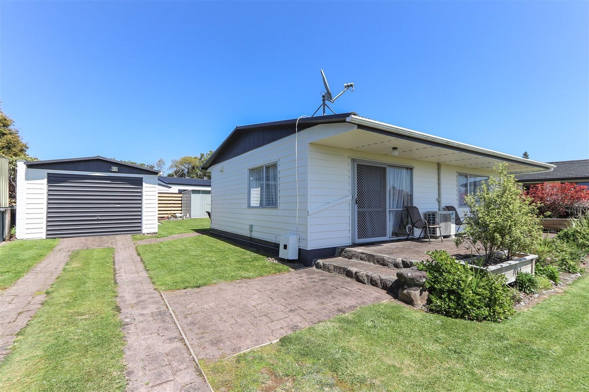 17 Koromiko Street, Inglewood, Inglewood - Carousel 1