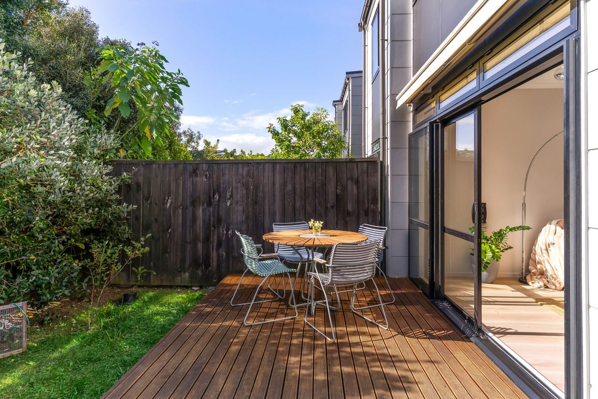 10 Spotted Dove Road, Hobsonville, Auckland - Carousel 2