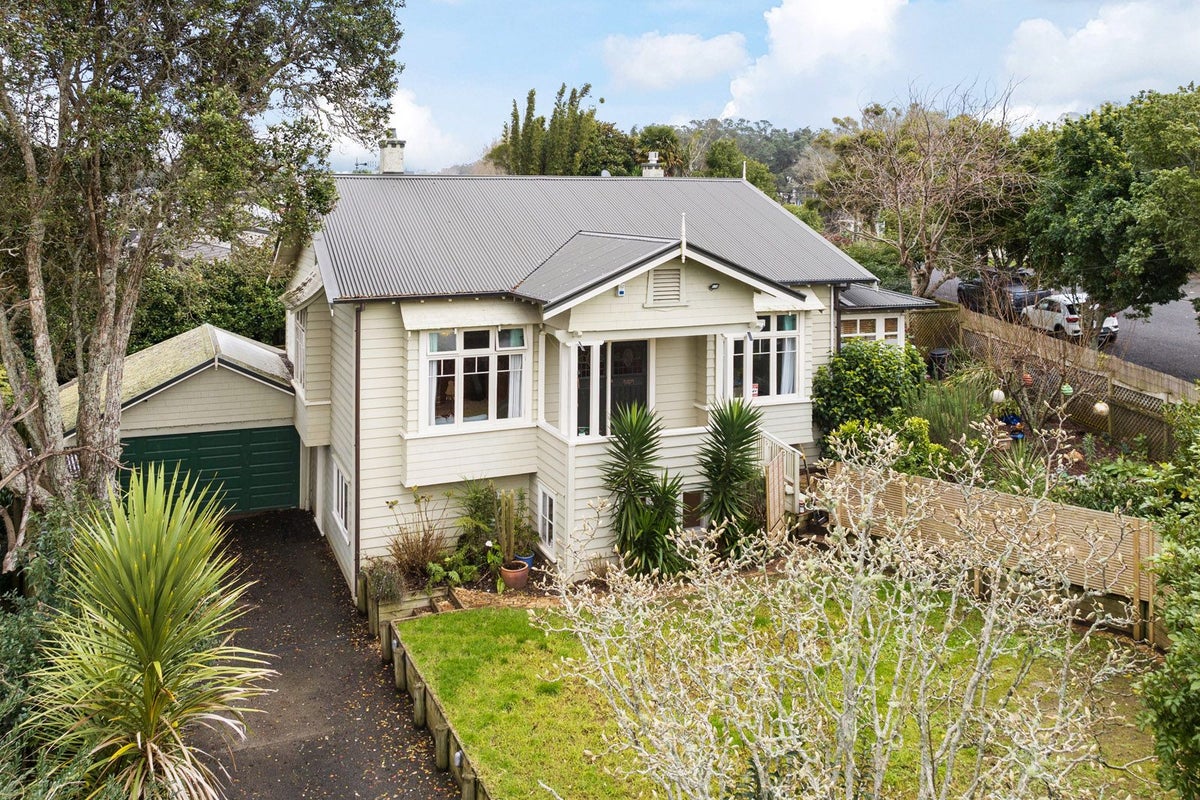 3 Woodhall Road, Epsom, Auckland - Carousel 1
