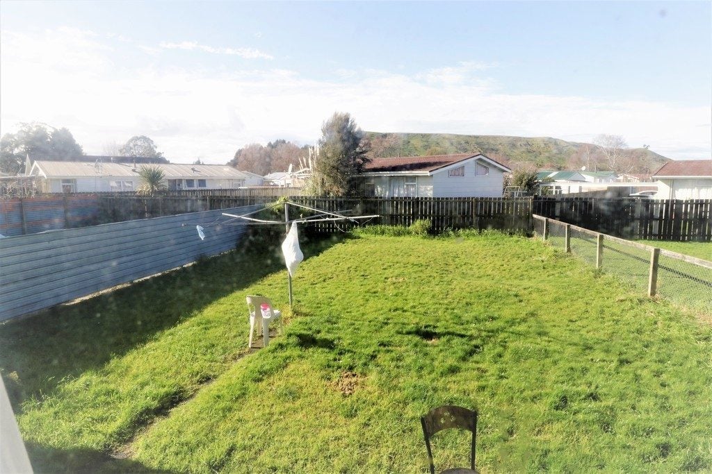 74 Talbot Street, Whanganui East, Whanganui - Carousel 4