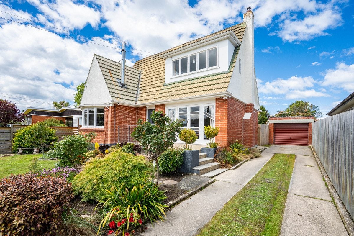44 Martin Road, Fairfield, Dunedin - Carousel 17