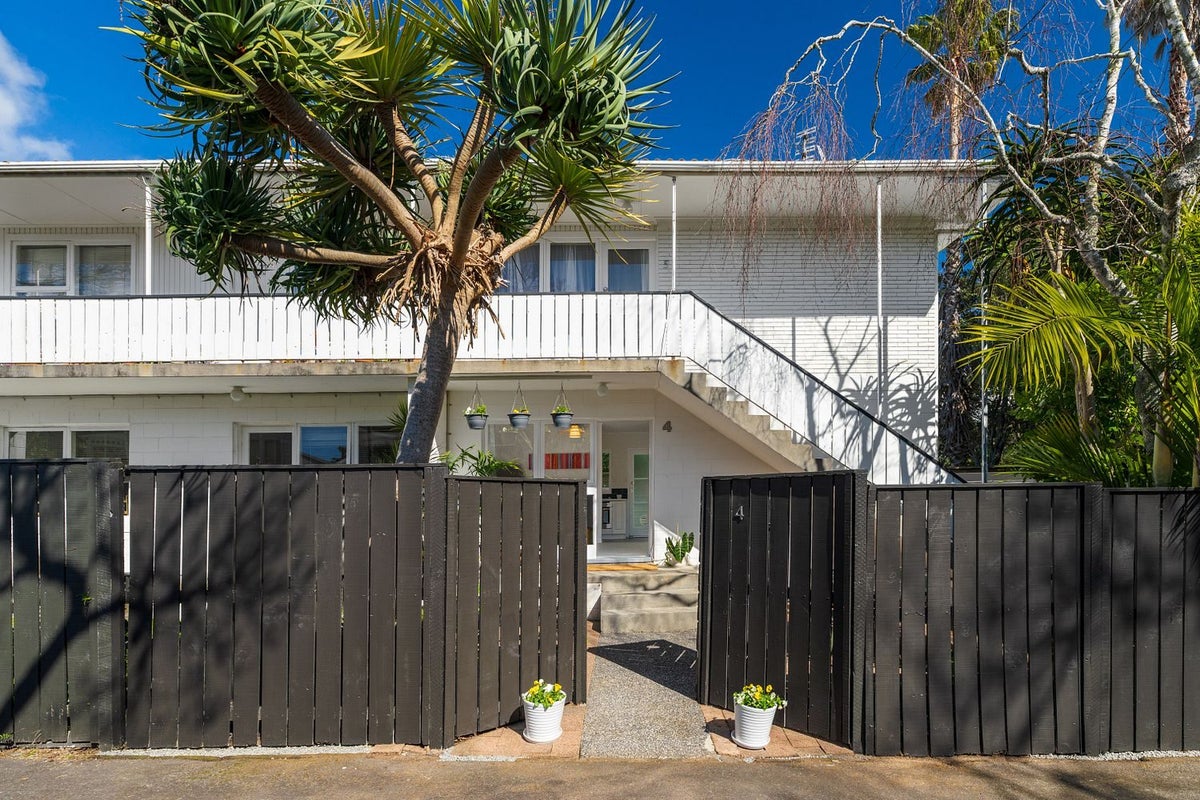 4/25 Wynyard Road, Mount Eden, Auckland - Carousel 2