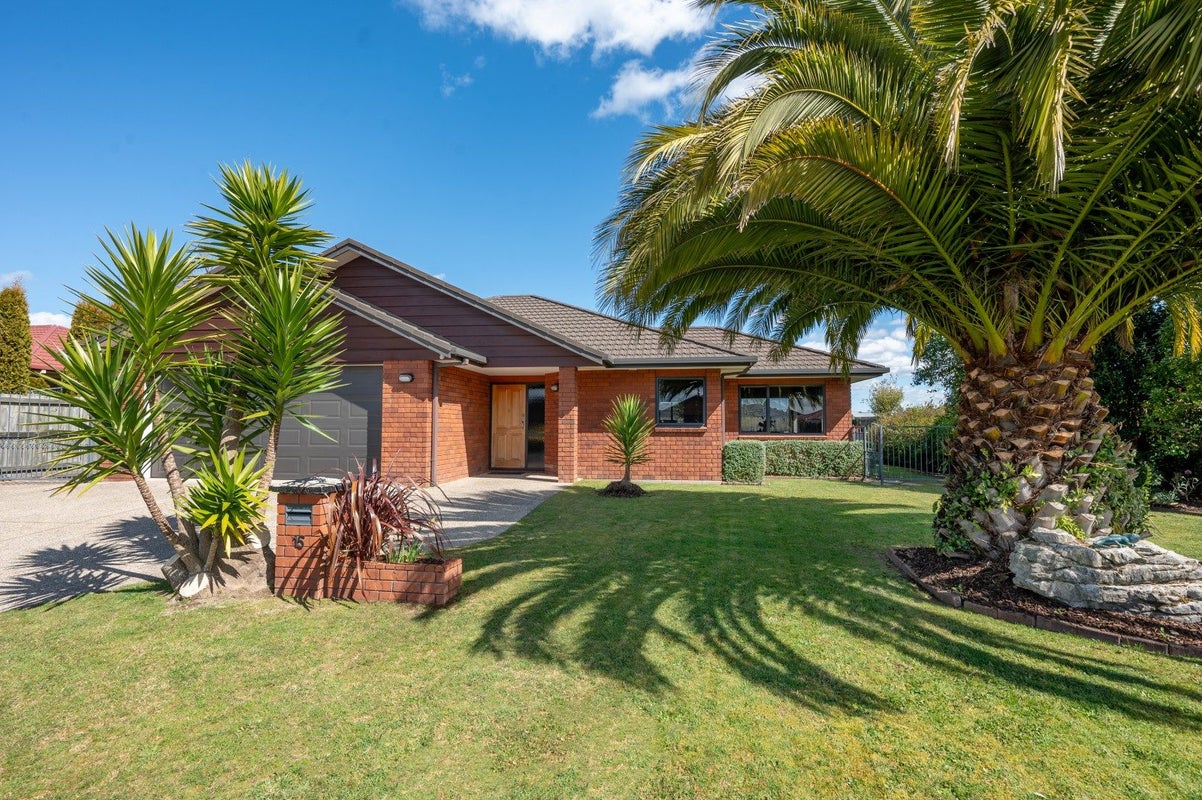 15 Frame Place, Owhata, Rotorua - Carousel 17