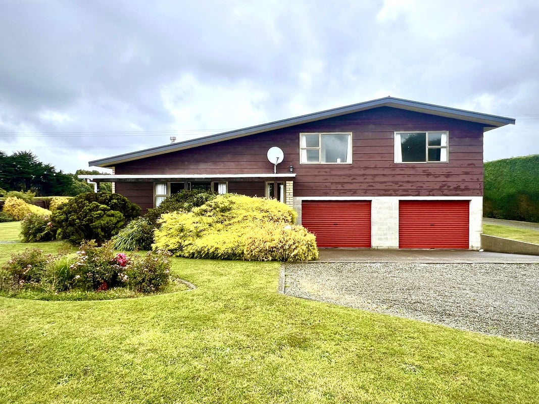 162 Moore Road, Lorneville, Invercargill - Carousel 1